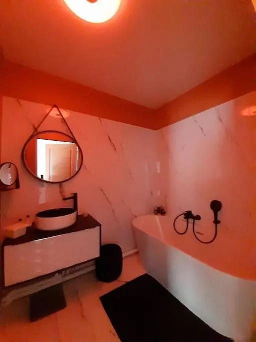 Apartment Bel Appartement Proche Paris, Terrasse, Parking Sous-Sol Antony France